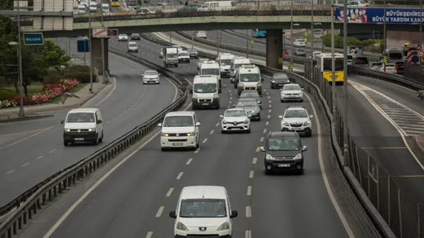 Araç sahiplerine ’eski sistem tarihe karıştı’ uyarısı! İşte düzenlemenin detayları...