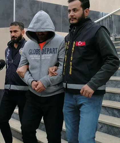 İstanbul'da lüks araç çetesine operasyon! Siparişle otomobil çaldırıyorlarmış - 1