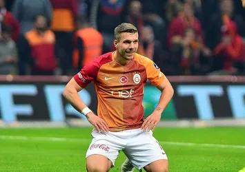 Lukas Podolski'den transfer açıklaması