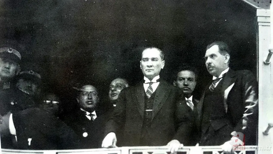 10 Kasım şiirleri - En güzel 10 Kasım Atatürk'ü anma ile ilgili şiirler burada! 2, 4, 6 kıtalık Atatürk şiirleri... 11
