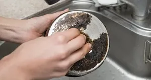 Yanmış tavaları ilk günkü haline döndürüyor!