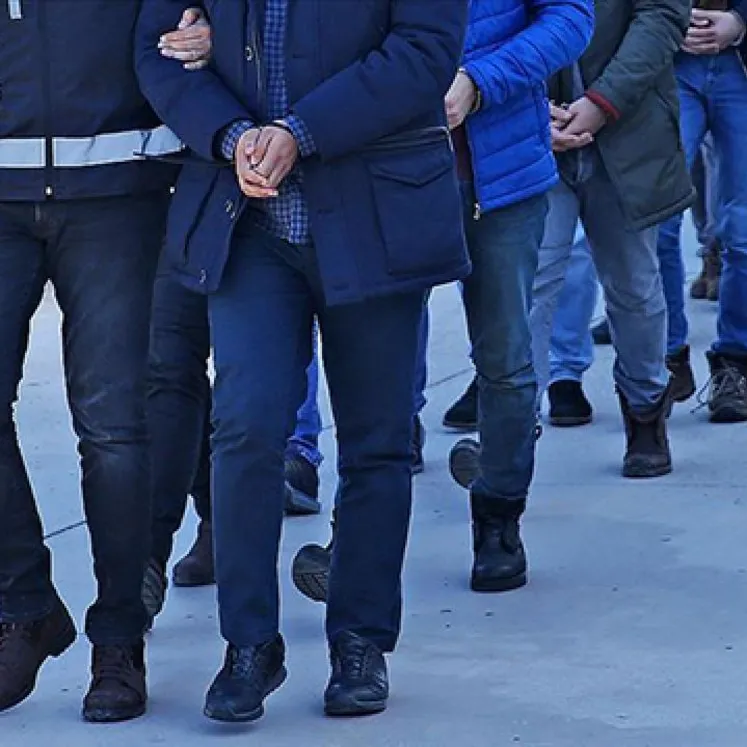 FETÖ/PDY'ye 9 ilde eş zamanlı operasyon!