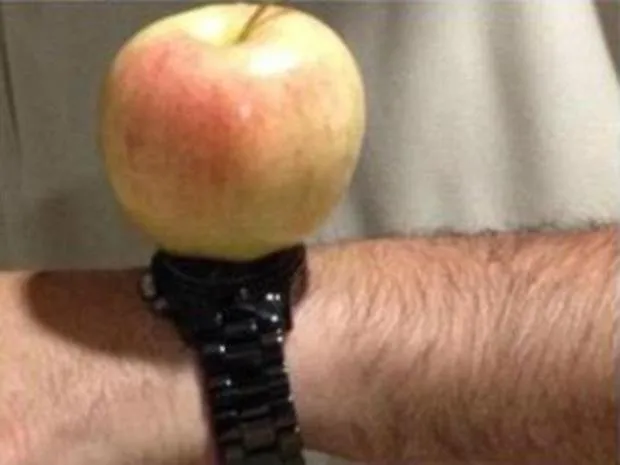 Apple Watch ile böyle dalga geçtiler