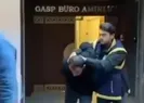 Otomobilin lastiklerini patlattılar