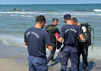 Samsun'da denize giren 2 genç boğuldu
