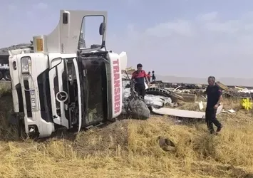 Nusaybin’de TIR devrildi: 1 yaralı
