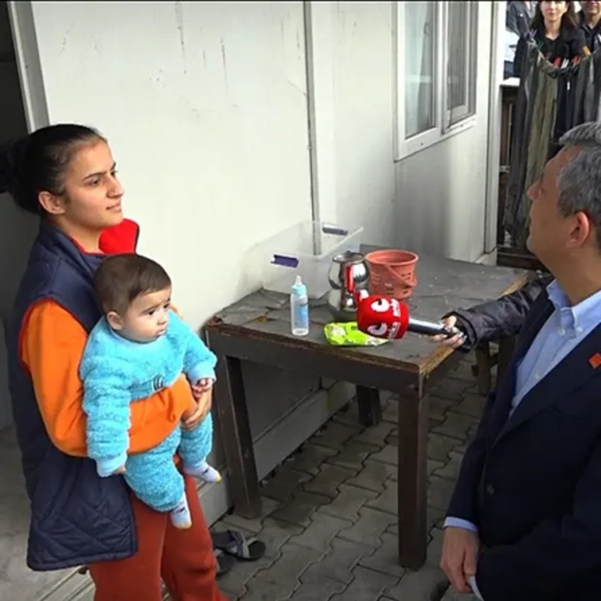 CHP'nin depremzede aile üzerinden algısı çöktü! 'Mağduruz' dedi üzerlerine kayıtlı 3 araç çıktı