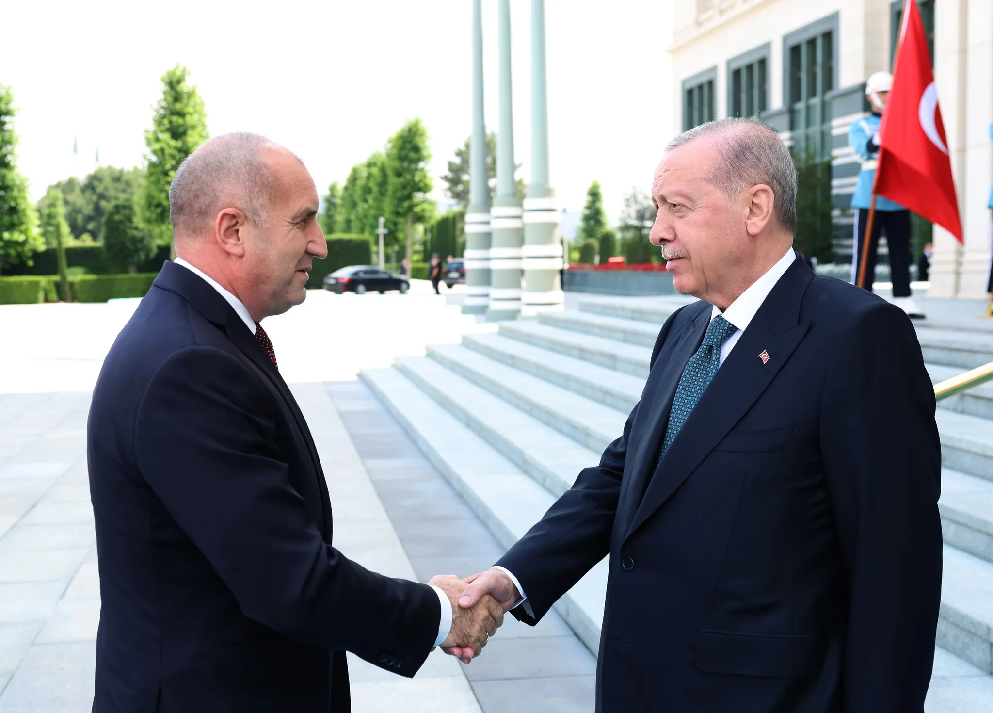 Başkan Erdoğan'dan NATO Zirvesi kapsamında diplomasi temasları