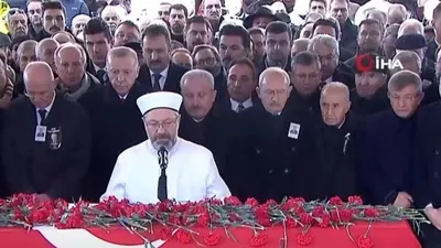 Deniz Baykal son yolculuğuna uğurlandı