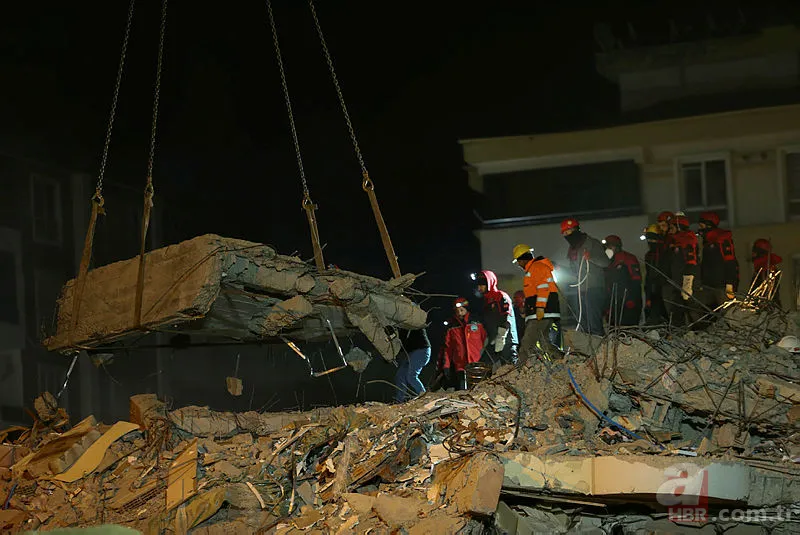 Hande Erçel’in ablası Gamze Erçel ve Caner Yıldırım depremden kurtulan bir bebeğe aile olacak 8