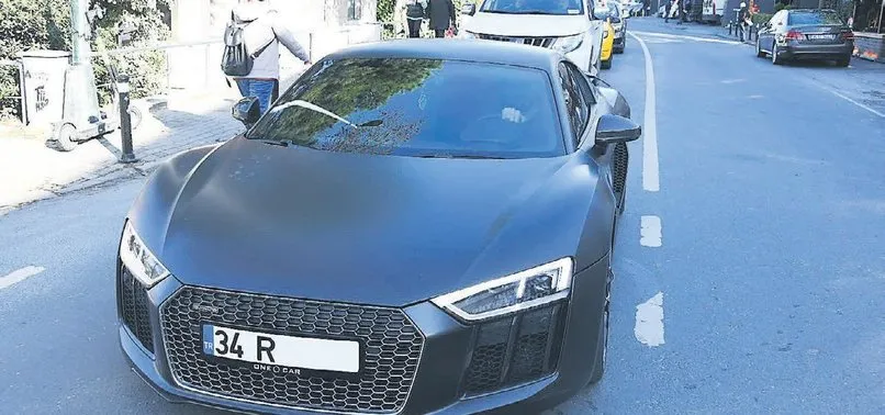 Ozan Tufan lüks aracıyla asfaltı ağlattı! Fiyatı dudak uçuklattı...
