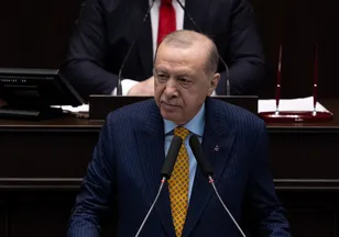 "KİMSE TÜRKİYE'YE PARMAK SALLAYAMAZ"