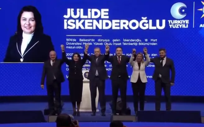 AK Parti Çanakkale adayı Julide İskenderoğlu oldu