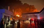 Adana’da korkutan fabrika yangını! Ekiplerin yangına müdahalesi sürüyor