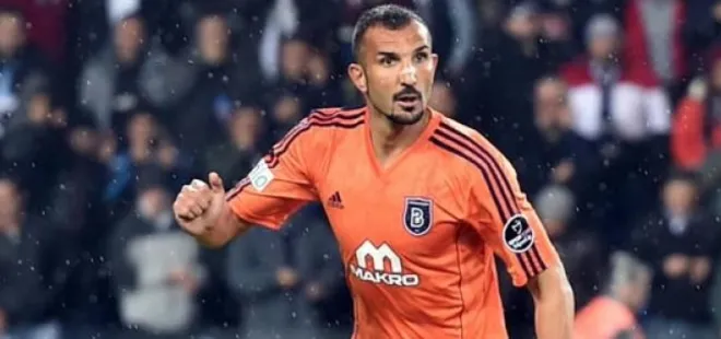 Başakşehir Yalçın Ayhan ile yollarını ayırdı