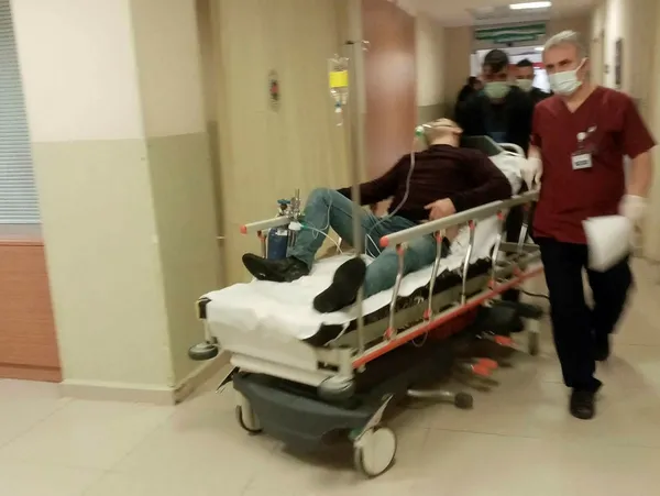 1642887164003.jpg Buzlanma kazayı getirdi! Bursa'da dere yatağına uçan araçta bir kişi hayatını kaybetti üç kişi yaralandı - 2