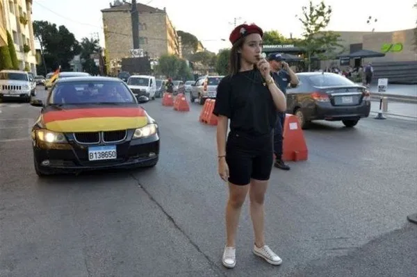 Lübnan ve Rusya’nın kadın polisleri sosyal medyayı salladı