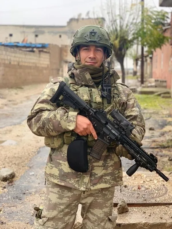 Pençe-Kilit şehidi Emre Sevinç'in operasyon öncesi çekilen son görüntüleri ortaya çıktı! Arkadaşları sosyal medyadan paylaştı - 2