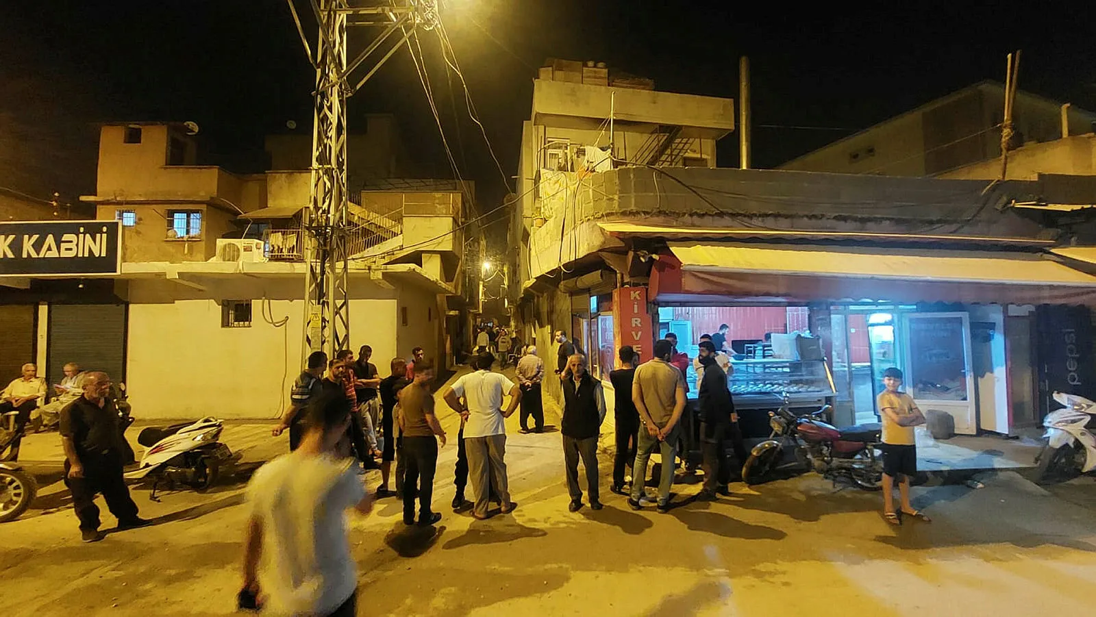 Adana'da feci olay! Marketten eve dönünce dehşeti yaşadılar