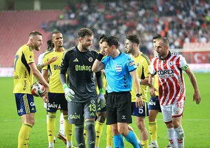 Samsunspor - Fenerbahçe maçı sonrası Tedesco'ya çok sert sözler: Ligden haberi yok