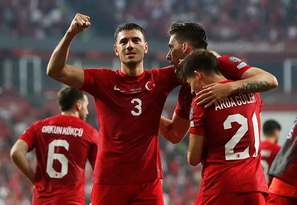 Umut Nayir resmen Fenerbahçe’de! Sarı lacivertliler transferi duyurdu...