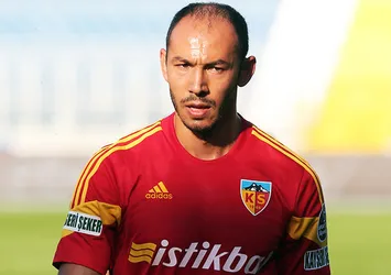 Umut Bulut imzayı attı!