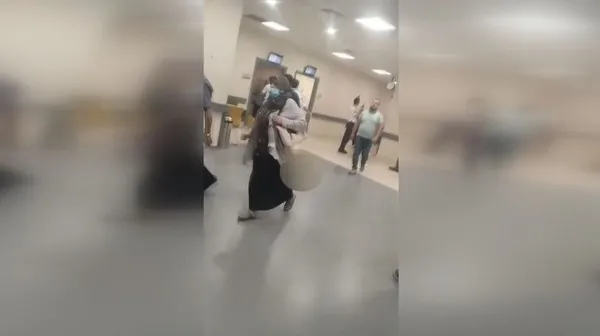 son-dakika-konya-sehir-hastanesinde-vahset-doktor-ve-saldirgan-hayatini-kaybetti-1657111705387.jpg Son dakika: Konya Şehir Hastanesi'nde vahşet! Doktor ve saldırgan hayatını kaybetti - 1