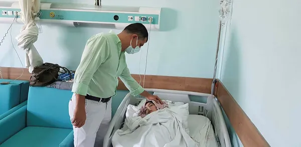 1628451490517.jpg Boğazına kaçan iğne midesini deldi: Ameliyat ile çıkarıldı - 3