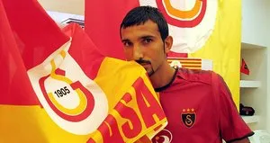 G.Saray’ın eski futbolcusu TFF 1.Lig ekibiyle anlaştı