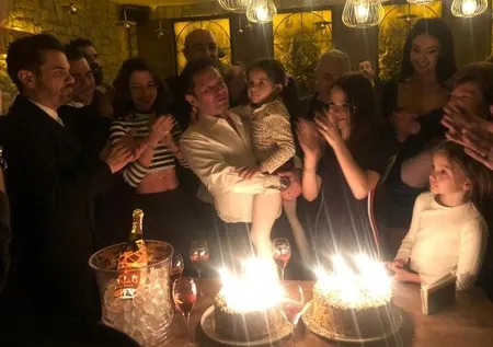 Ozan Doğulu'nun sevgilisi Hera Aslan aileye girdi