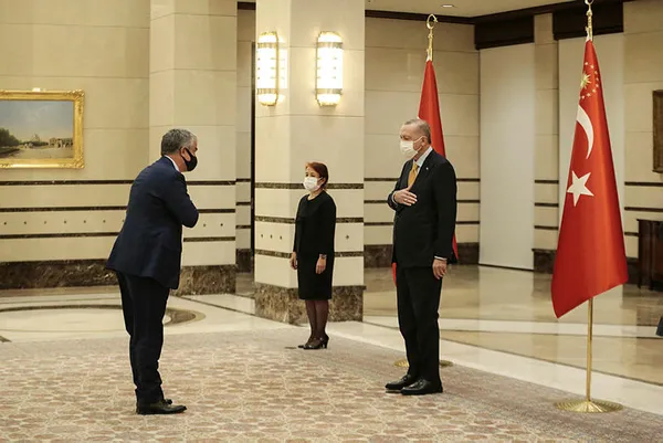 Danimarka Büyükelçisi Annan'dan Başkan Erdoğan'a güven mektubu - 3