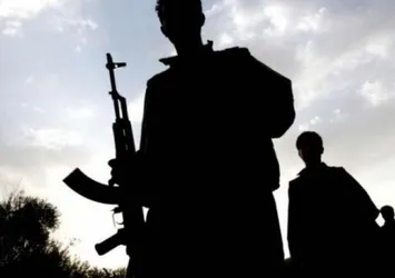 PKK'lı teröristler Hakkari'de bir kişiyi öldürdü