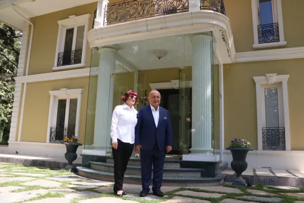 eskisehirde-dehseti-yasayan-sarar-ailesi-davasinda-karar-1-saniga-27-yil-hapis-cezasi-1655891170359.jpg Eskişehir’de dehşeti yaşayan Sarar ailesi davasında karar! 1 sanığa 27 yıl hapis cezası - 4