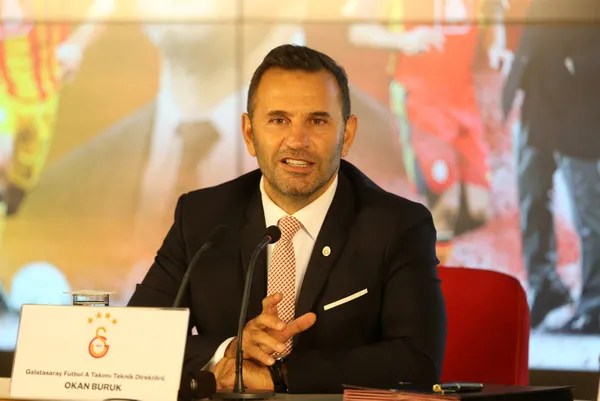 galatasarayda-okan-buruk-imzayi-atti-fatih-terim-sozleri-dun-fatih-terim-beni-aradi-1656066460178.jpg Galatasaray'da Okan Buruk imzayı attı! Fatih Terim sözleri: Dün Fatih Terim beni aradı - 8