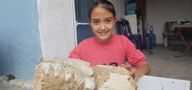 Manisa’da şaşırtan olay! 10 yaşındaki Elçin milyonlarca yıllık fosil buldu