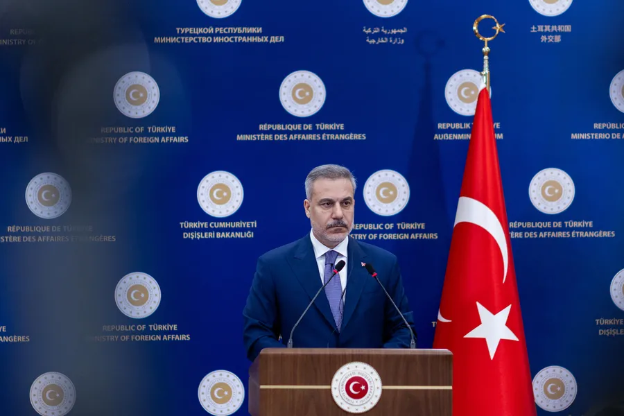 disisleri-bakani-fidandan-net-mesaj-her-turlu-senaryoya-haziriz-1773327587968.jpg Dışişleri Bakanı Fidan'dan net mesaj: Her türlü senaryoya hazırız - 7