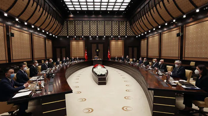 Son dakika: Savunma Sanayii İcra Komitesi Başkan Erdoğan liderliğinde toplandı