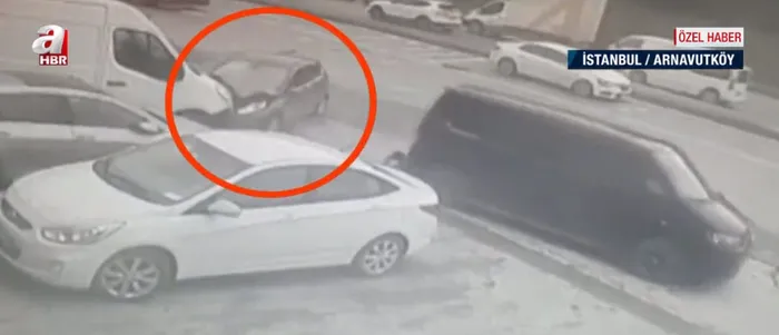 Son dakika: İstanbul Arnavutköy'de dehşet anları! TIR otomobili metrelerce sürükledi - 3