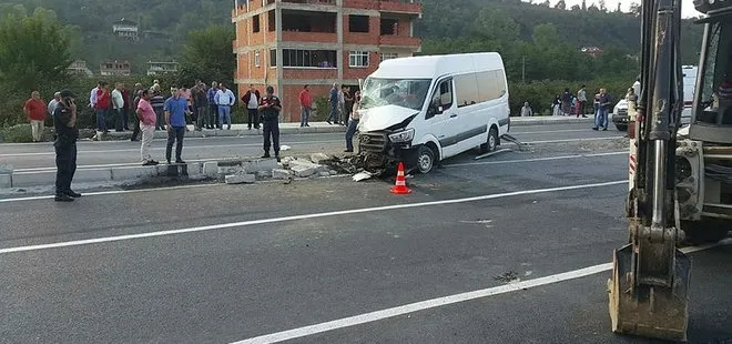 Trabzon’da öğrenci servisi kaza yaptı: 24 yaralı