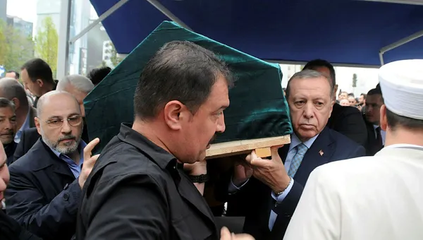 Yazar Engin Ardıç’a son veda! Başkan Erdoğan cenaze törenine katıldı: Hırçın gibi görünen kalem Hakk içindi - 8