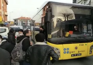 İETT otobüsü şimdi de Eyüpsultan'da yolda kaldı! Trafik felç oldu