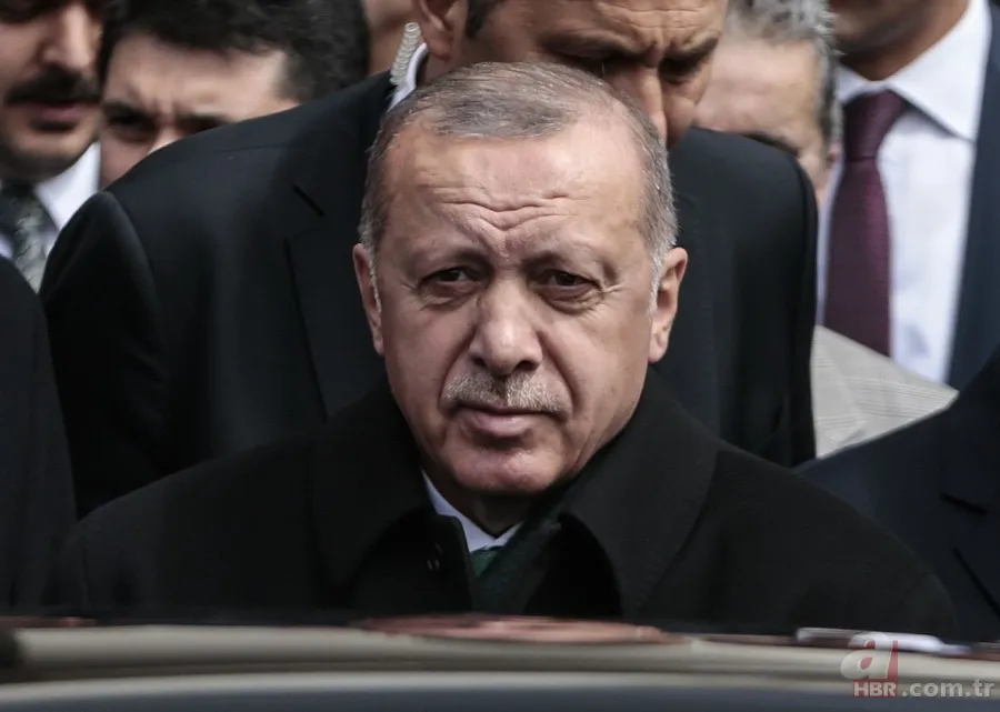 Başkan Erdoğan cuma namazı için Başyazıcıoğlu Camisi'nde 9