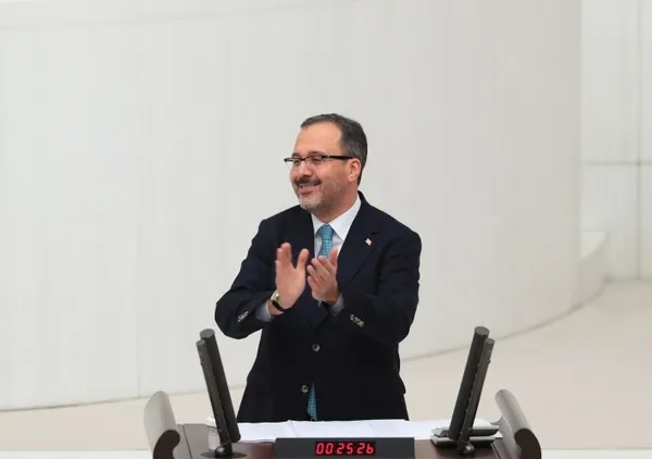 1638952552783.jpeg Gençlik ve Spor Bakanı Dr. Mehmet Muharrem Kasapoğlu muhalefeti eleştirdi: Gelin bu offline zihniyetten vazgeçin - 4