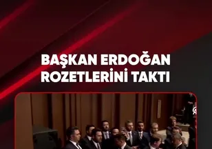 BAŞKAN ERDOĞAN ROZETLERİNİ TAKTI
