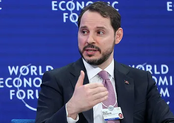 Hazine ve Maliye Bakanı Albayrak'tan Davos'ta kritik görüşmeler