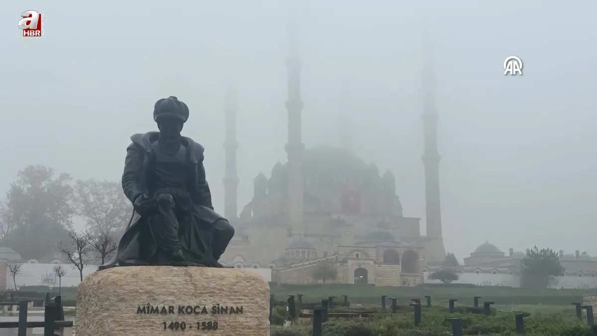 Edirne’de sis etkili oldu