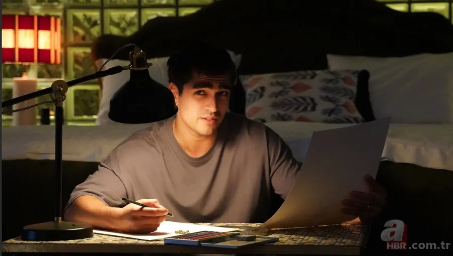 Yalı Çapkını oyuncusu Mert Ramazan Demir bakın kim çıktı? Meğer o dizide de oynamış... 13