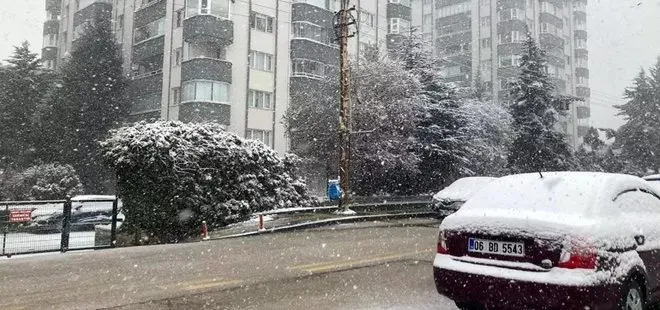 Düzce'de kent merkezi beyaza büründü
