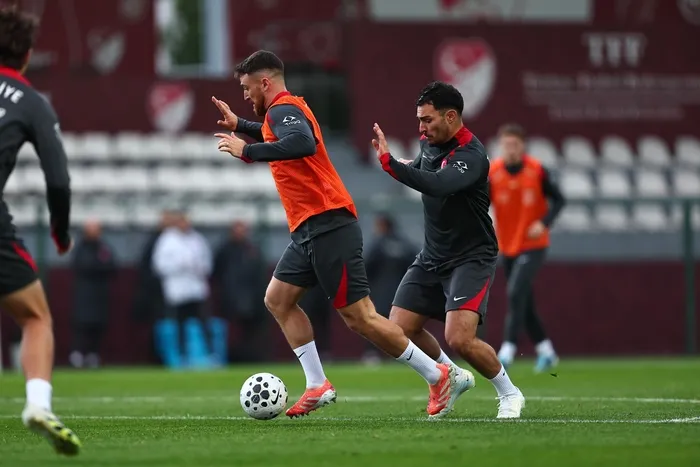 milliler-bulgaristan-maci-hazirliklarini-surdurdu-1762880261901.jpeg Milliler Bulgaristan maçı hazırlıklarını sürdürdü - 2