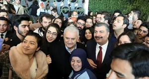 AK Parti’nin İstanbul adayı Yıldırım: Metro istasyonlarında kütüphane kuracağız